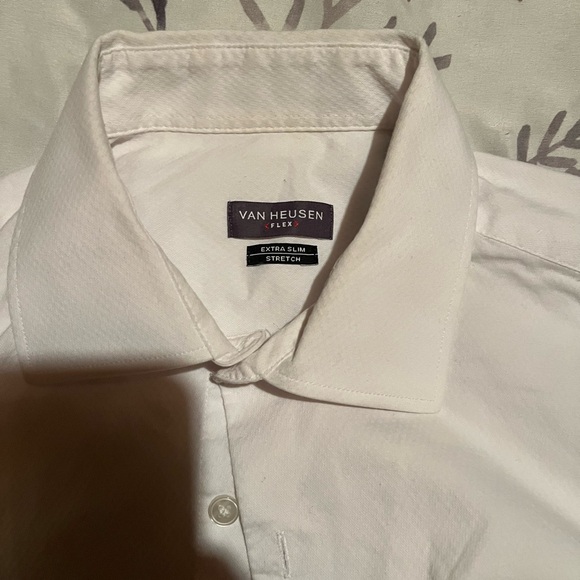 Button up - Picture 2 of 3